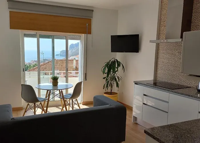 بيت للعطل Amazing View Over The Sea And Village *