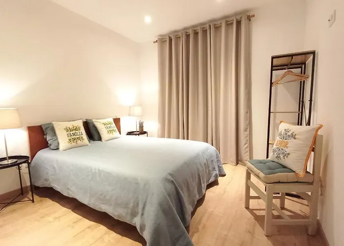 بيت للعطل Amazing View Over The Sea And Village *